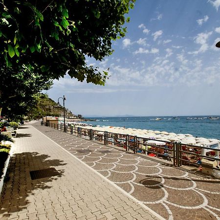 B&B Maiori Luxury Bagian luar foto