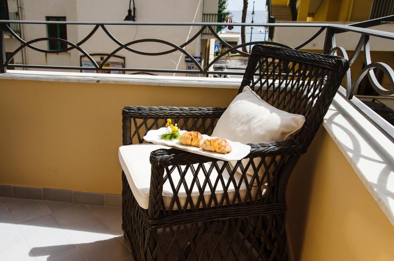 B&B Maiori Luxury Bagian luar foto