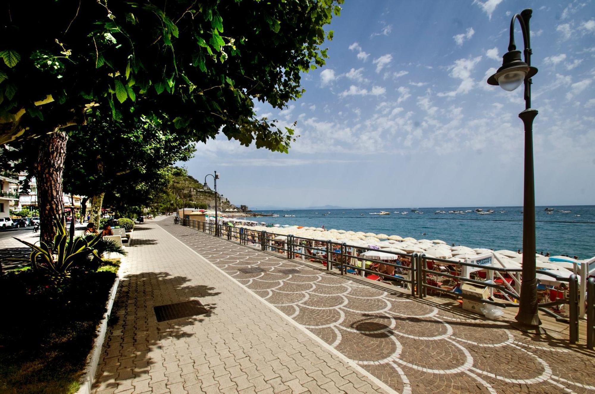 B&B Maiori Luxury Bagian luar foto